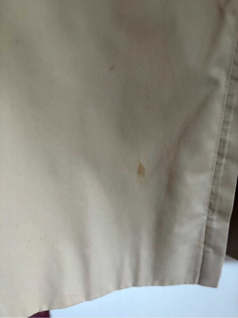 Burberry label pocket
